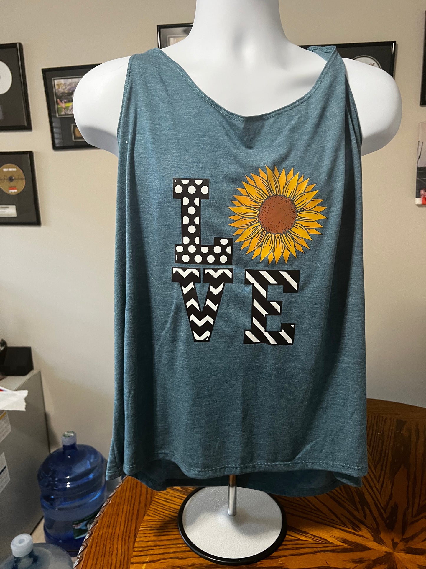 Sunflower Love Women’s Tank Top